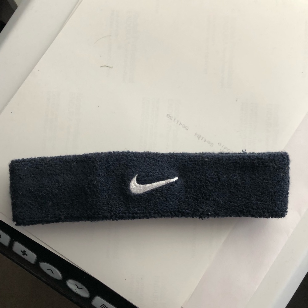 Nike headband